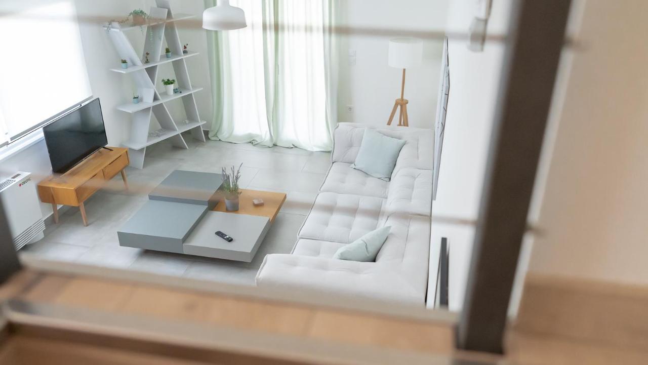 A Brand New, Beautifully Decorated Maisonette. Chalkís Exterior foto